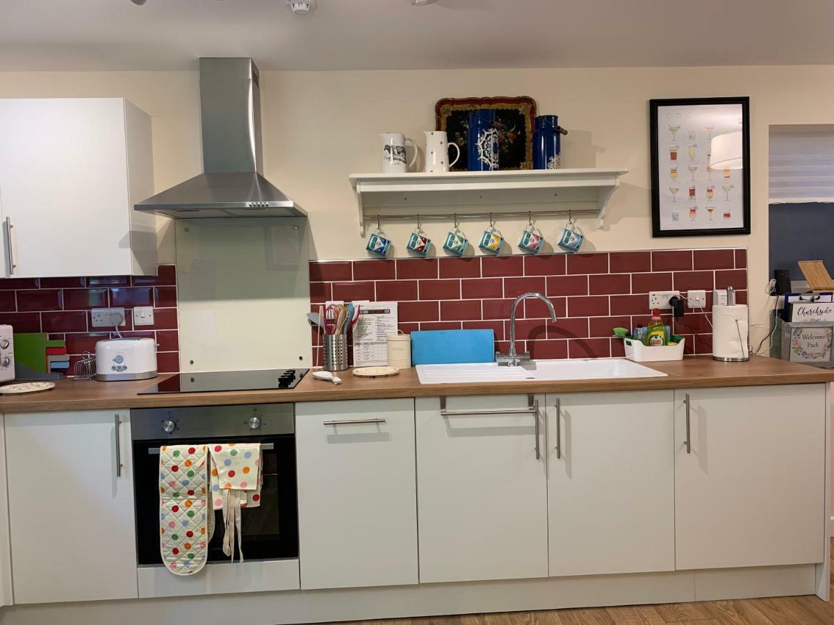 Pristine Apartment In The Centre Of Glastonbury Extérieur photo