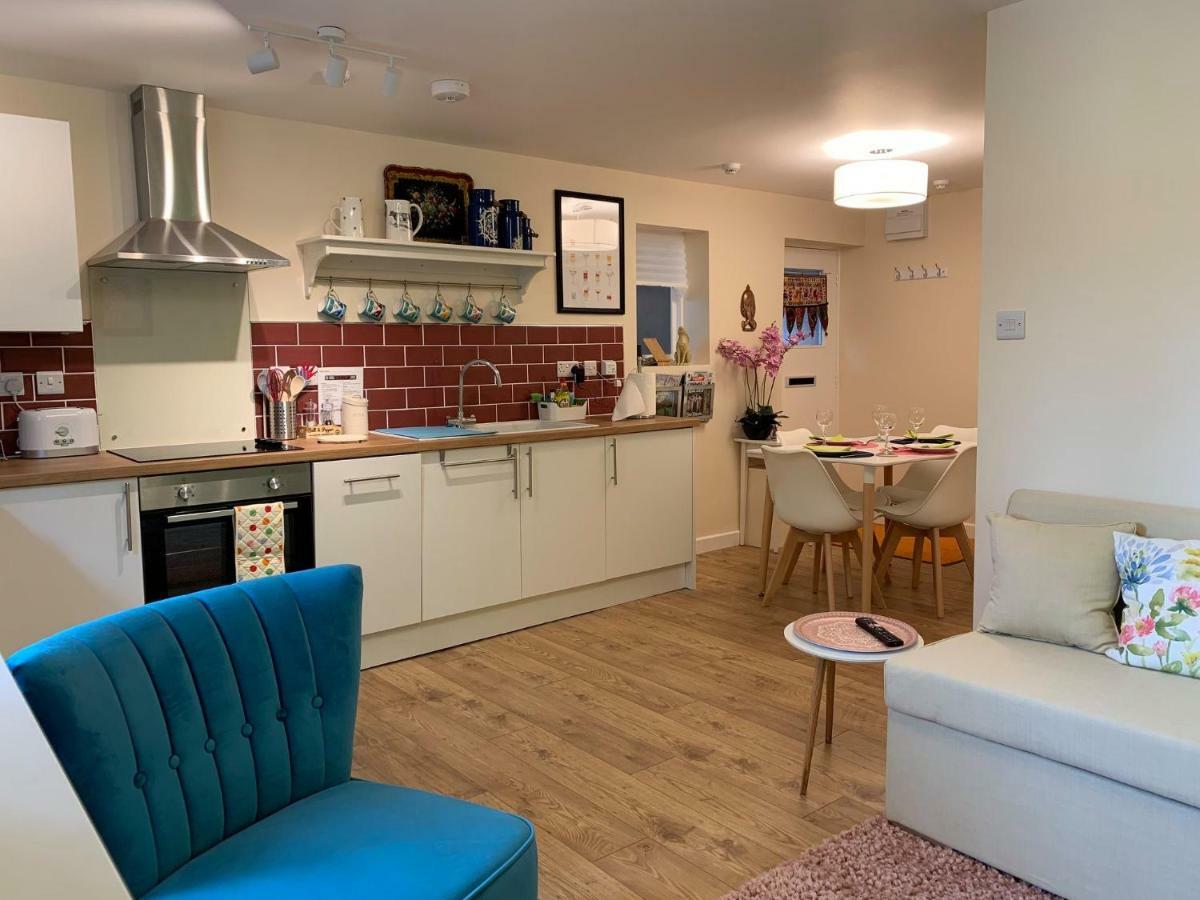 Pristine Apartment In The Centre Of Glastonbury Extérieur photo