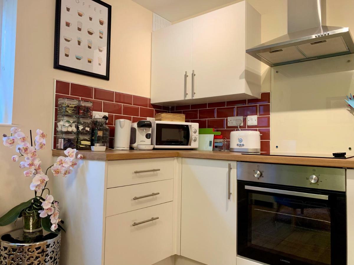 Pristine Apartment In The Centre Of Glastonbury Extérieur photo